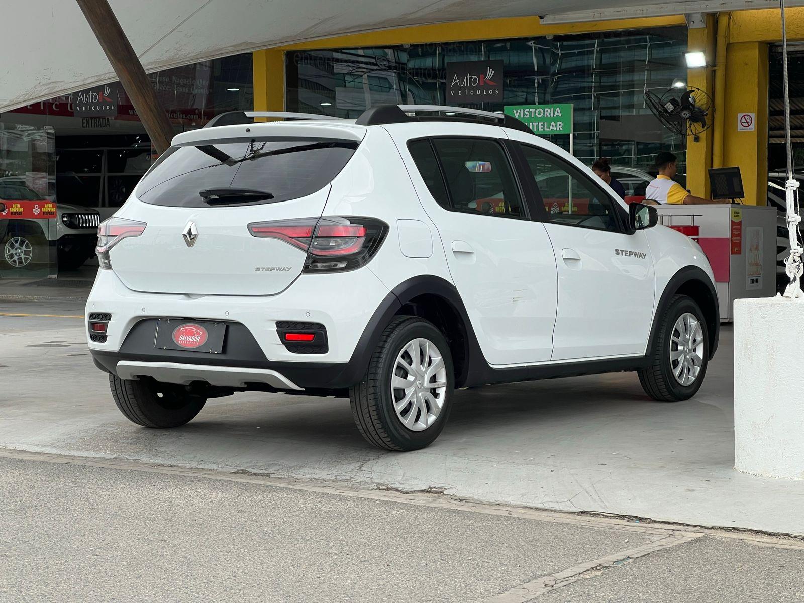 RENAULT SANDERO