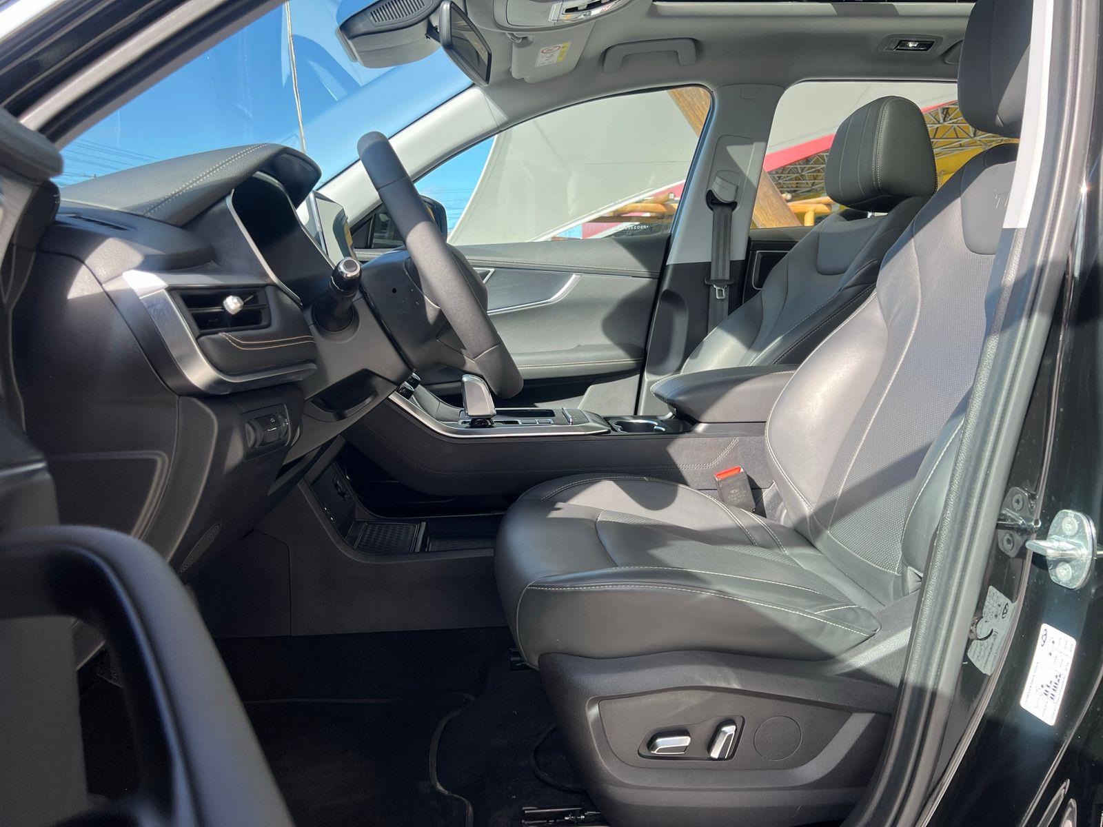 CHERY TIGGO 8