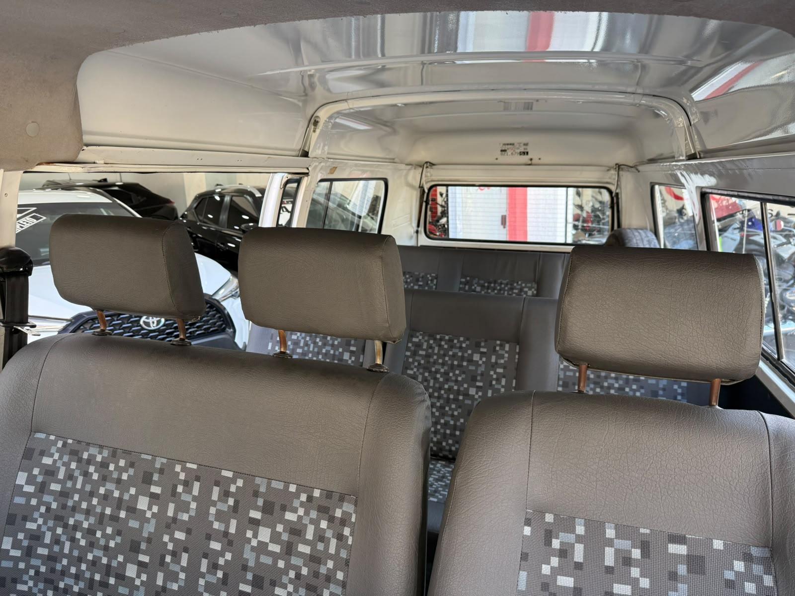 KOMBI