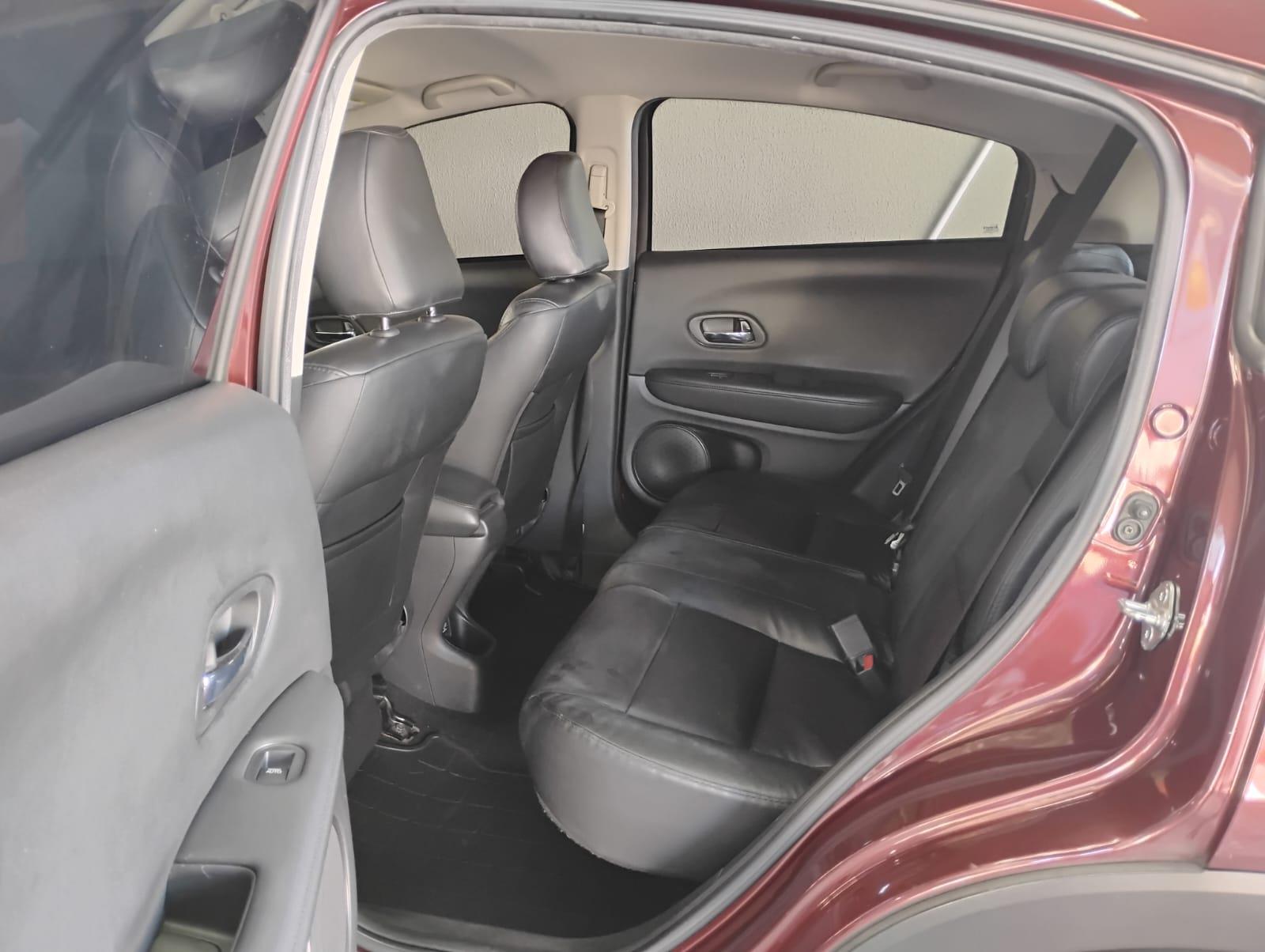 HR-V