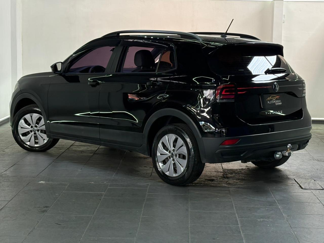T-CROSS