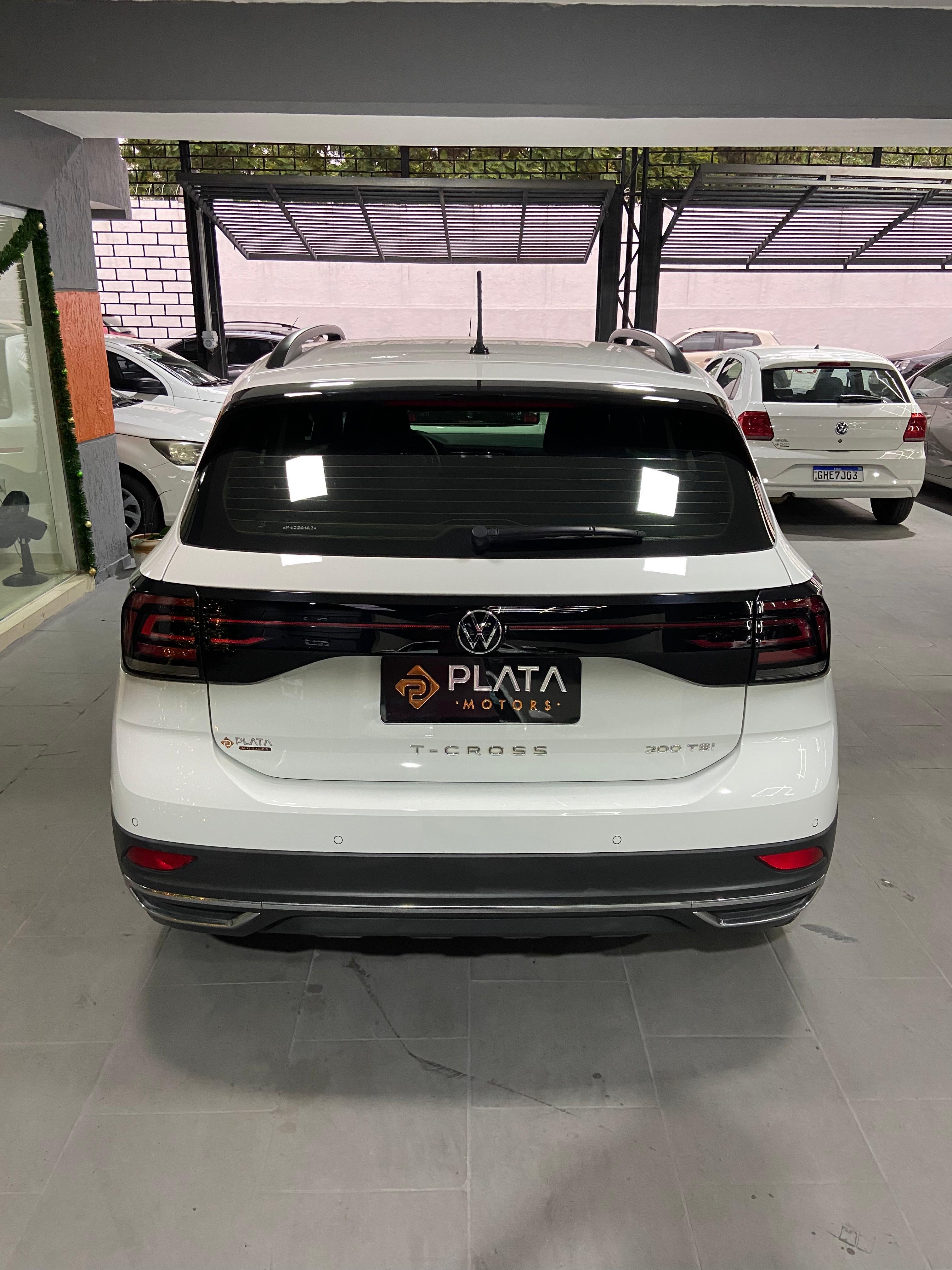 T-CROSS