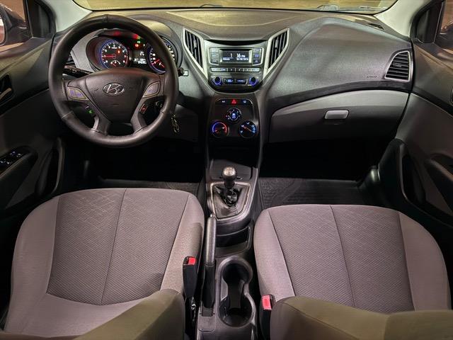 HYUNDAI HB20S