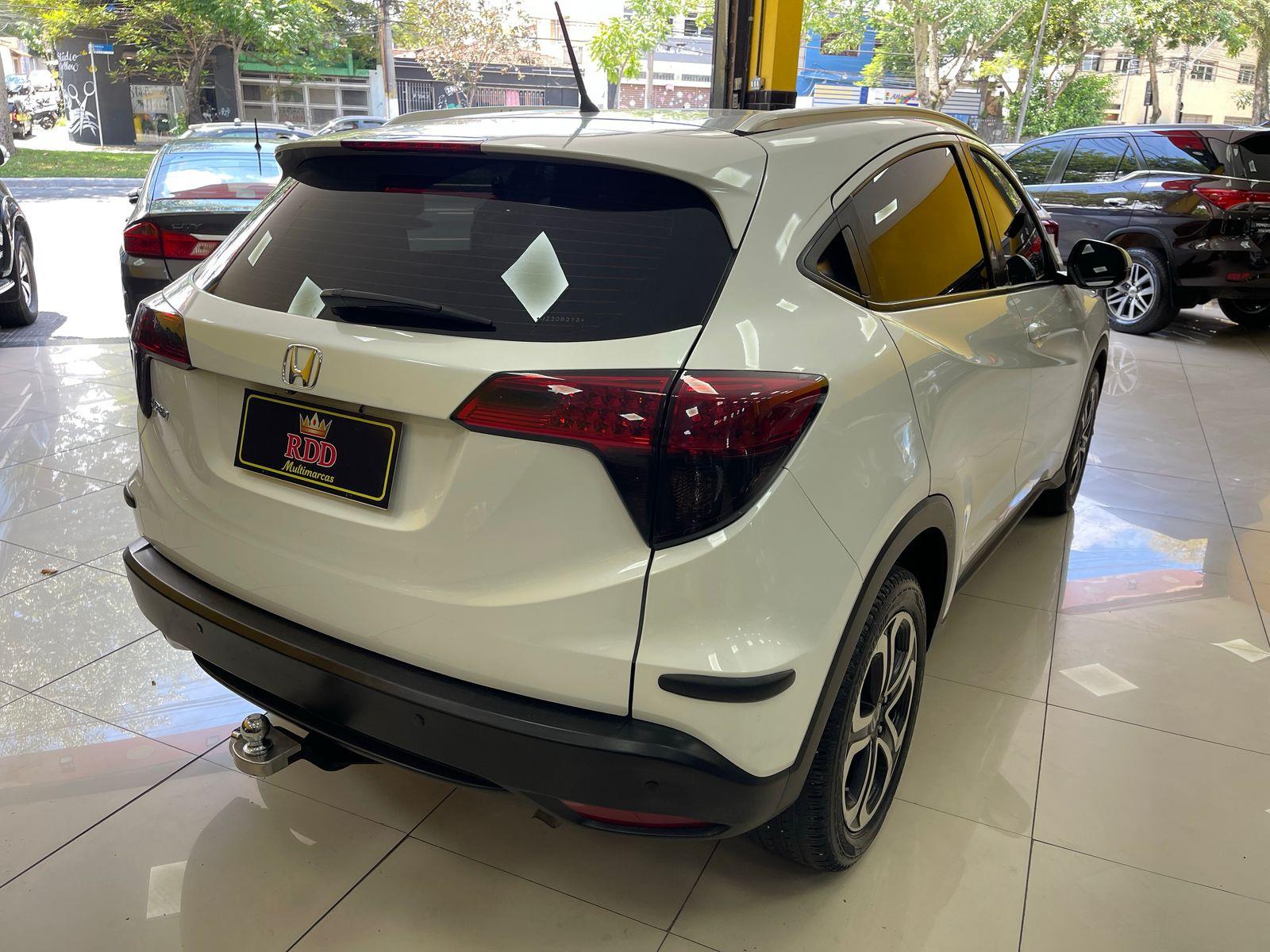 HR-V