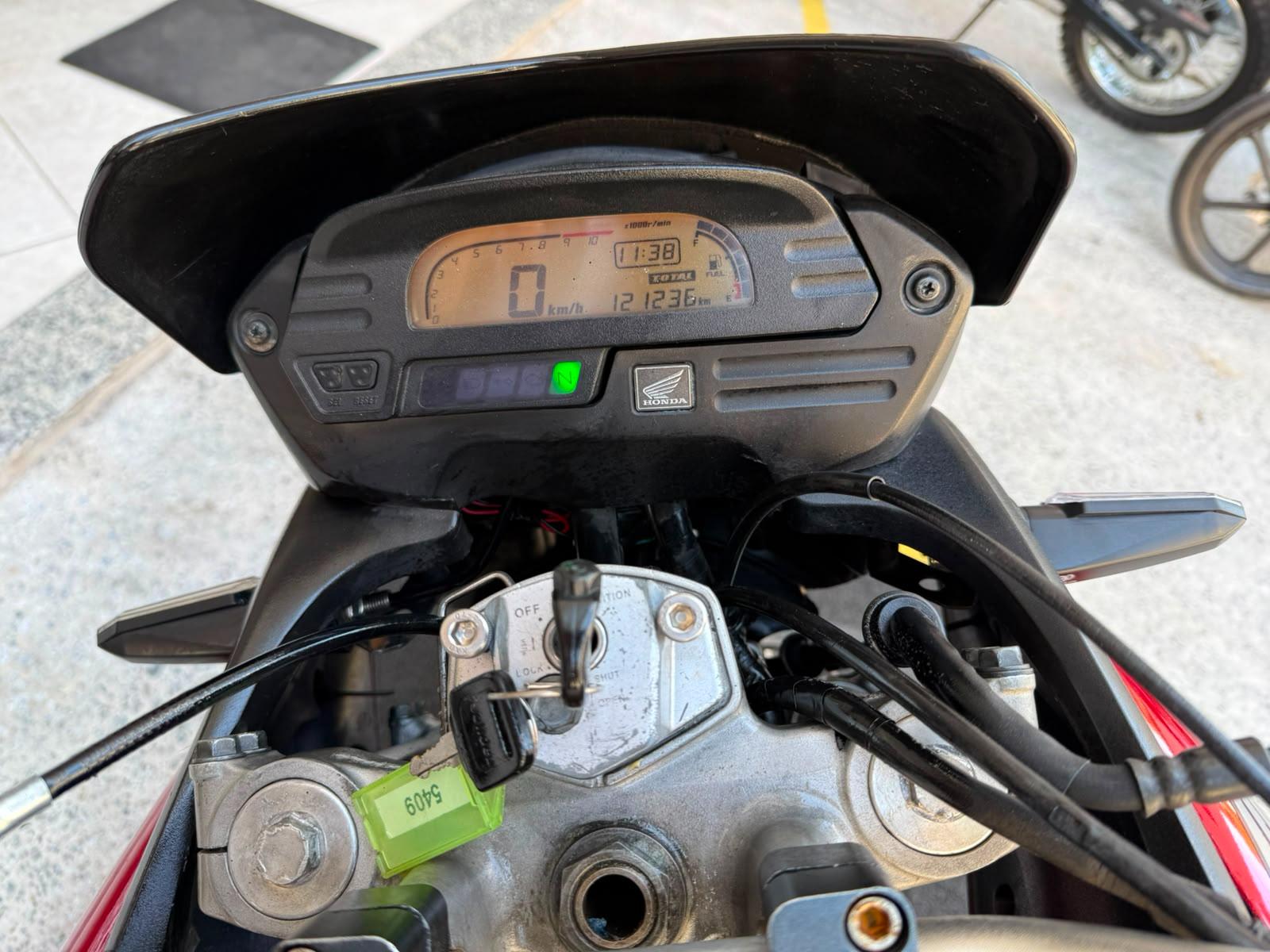 XRE 300 ABS