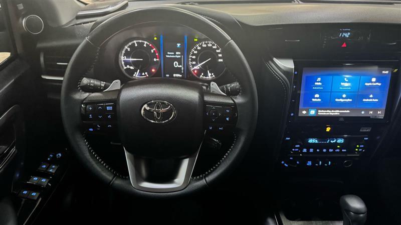 HILUX SW4