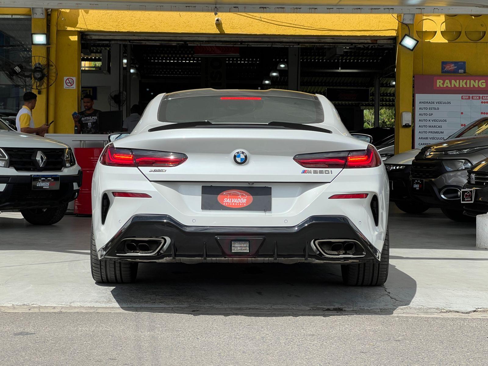 BMW M850I