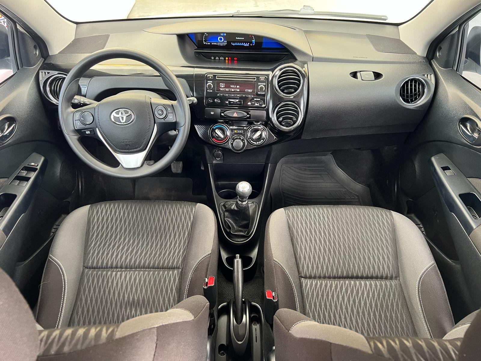 TOYOTA ETIOS