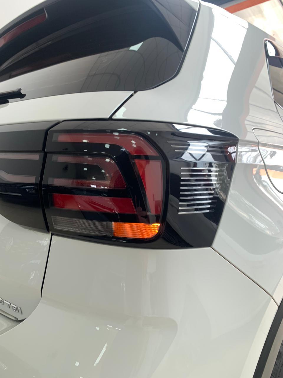 T-CROSS
