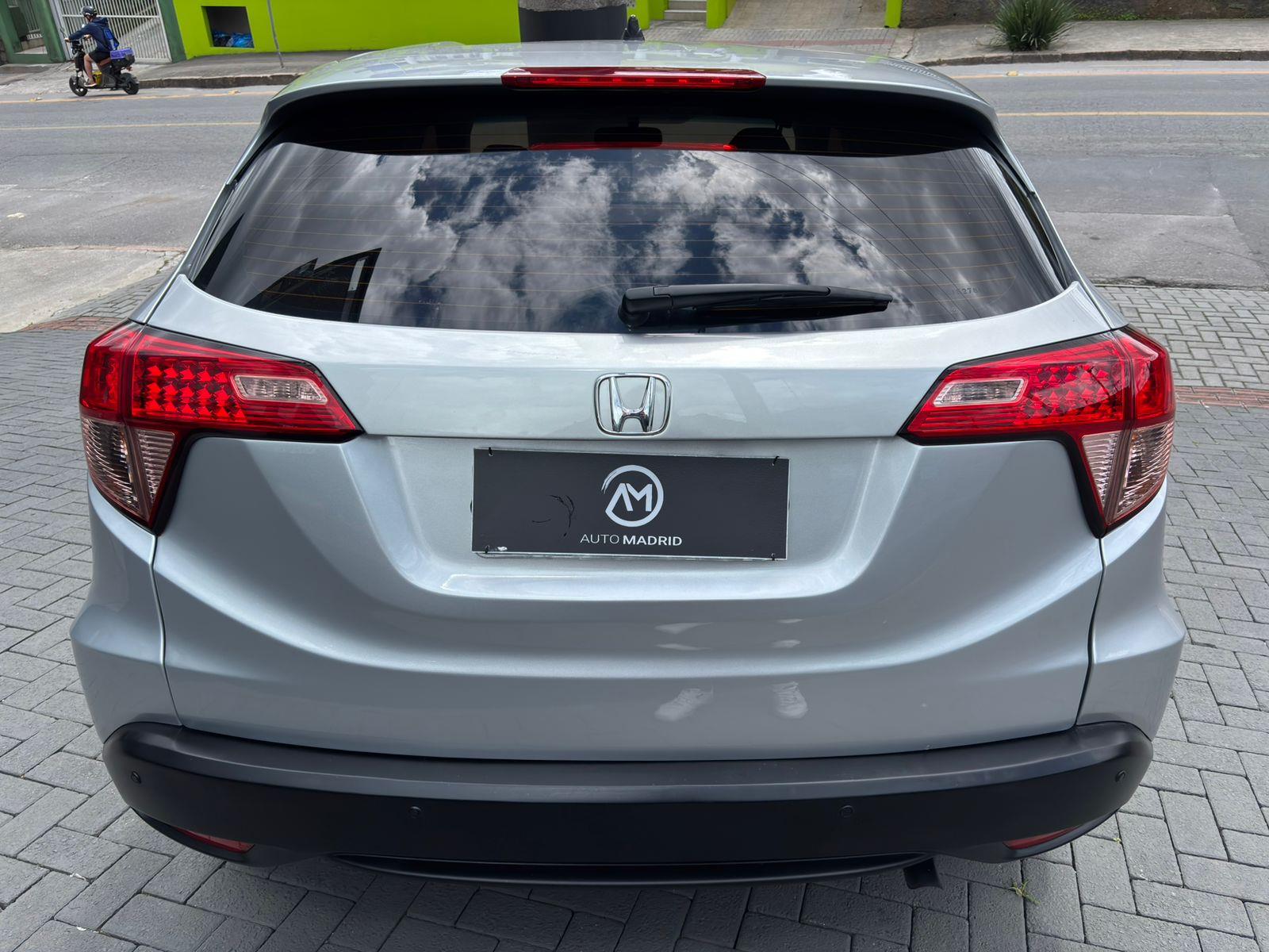 HR-V