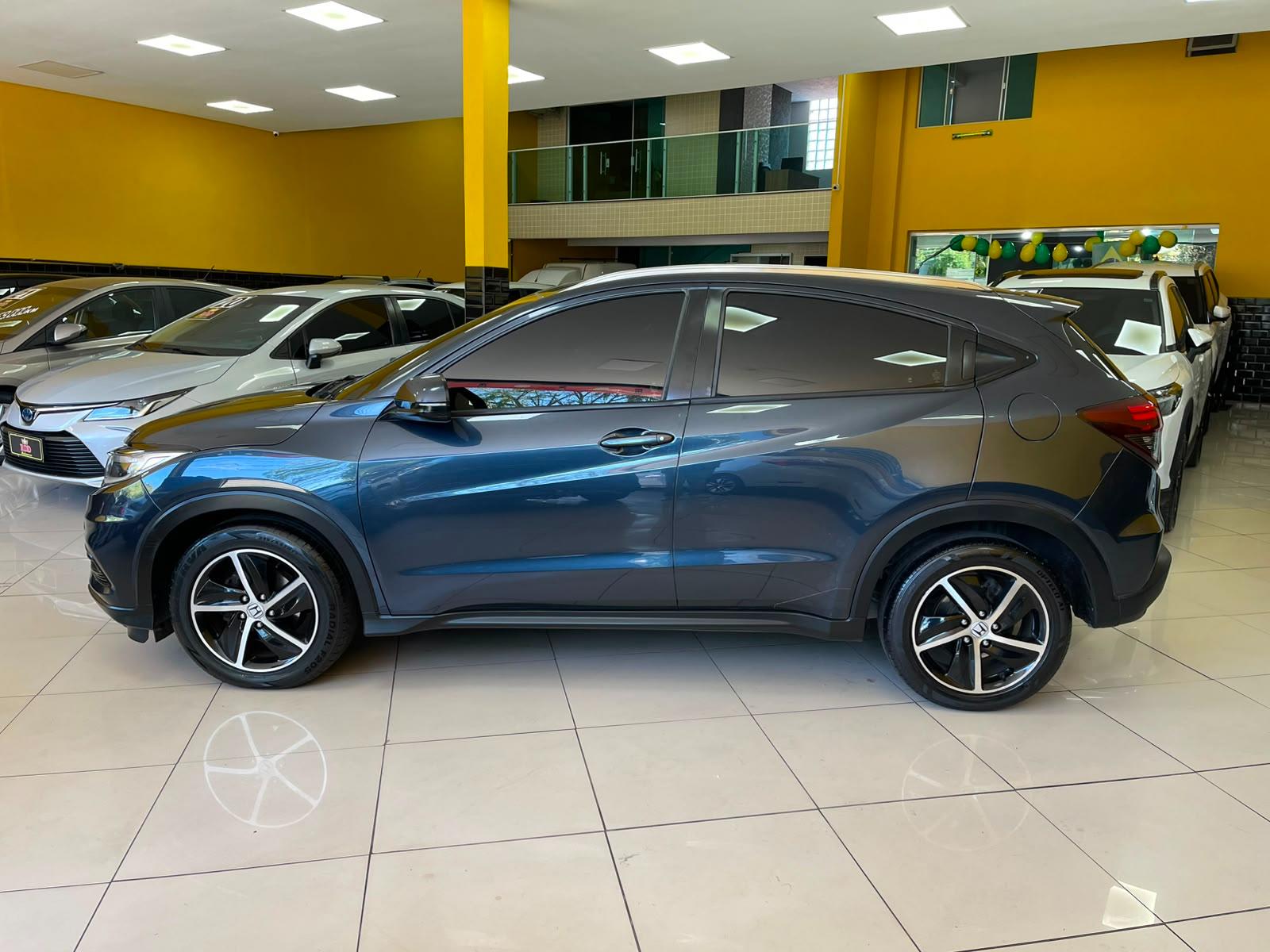 HR-V