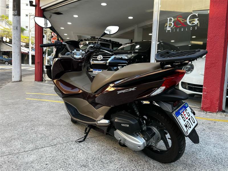 PCX DLX
