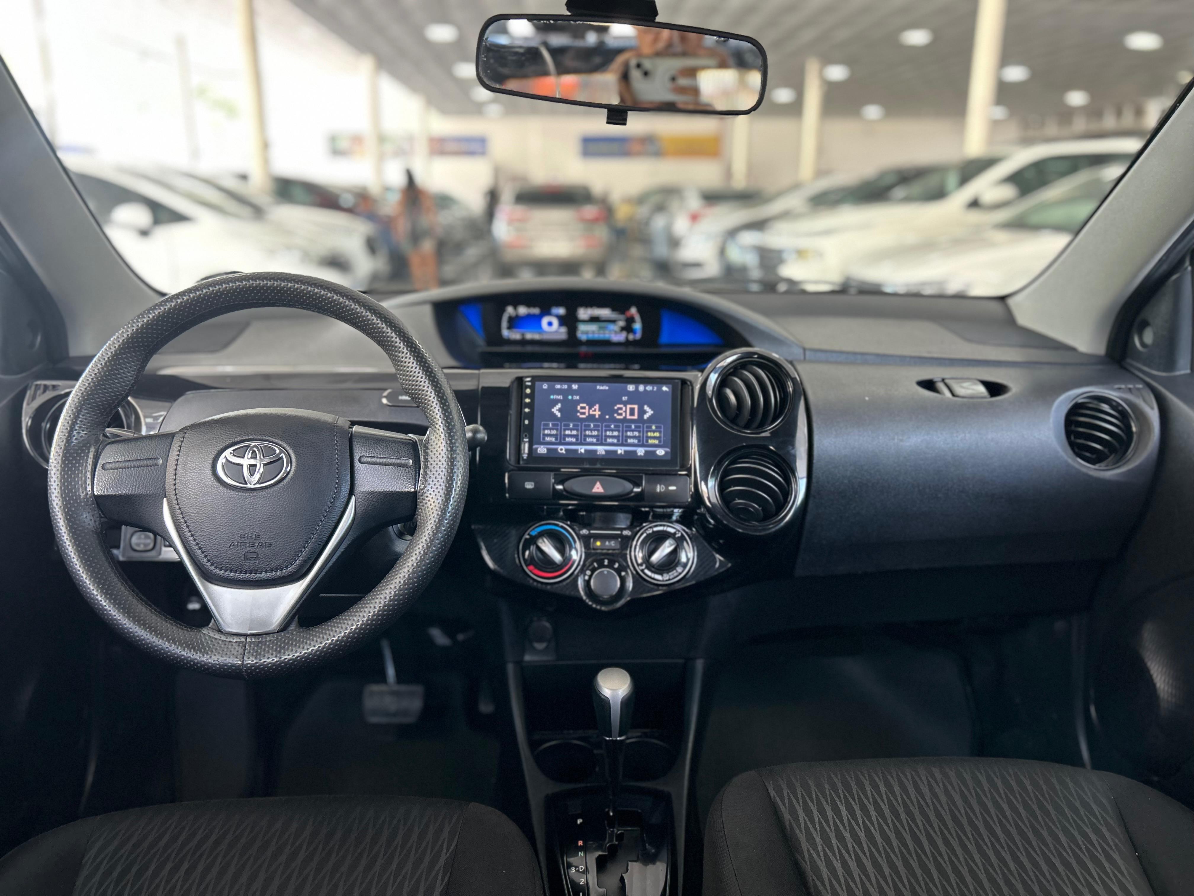 TOYOTA ETIOS