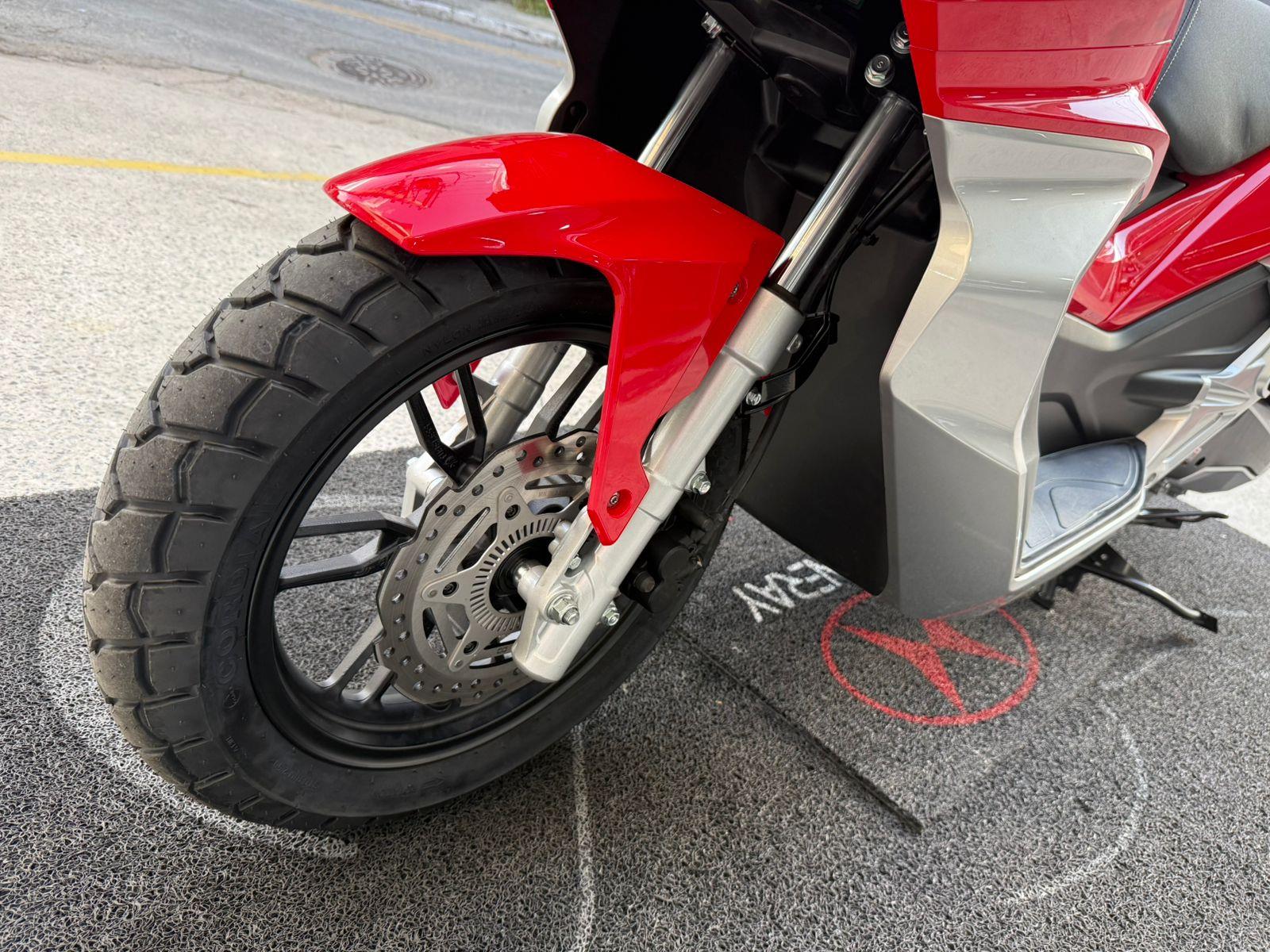 URBAN 150 EFI