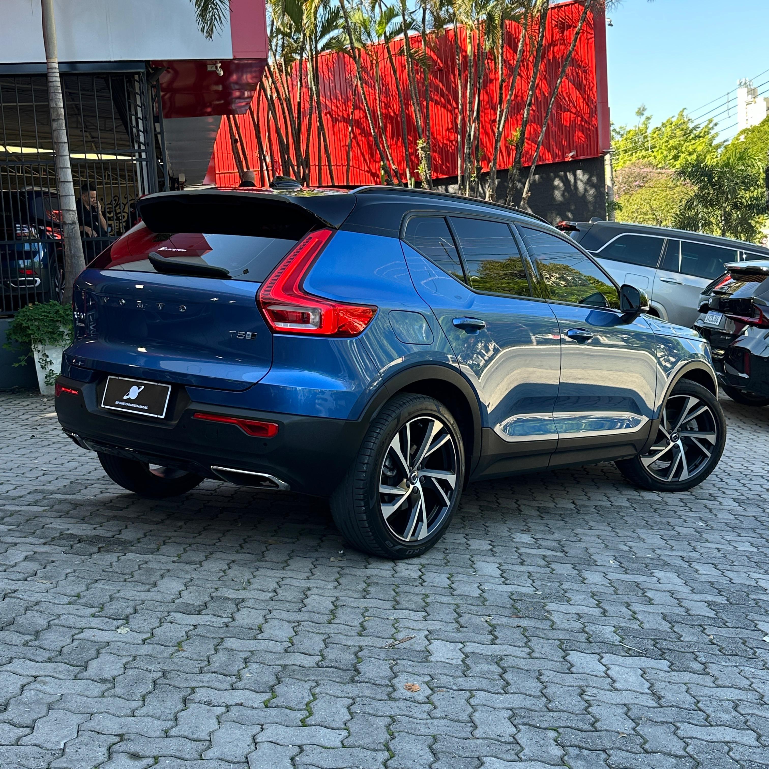 XC40