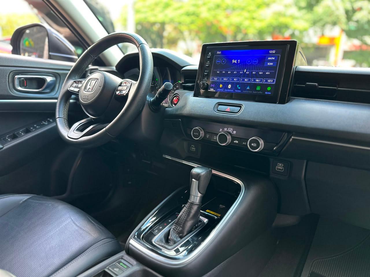 HR-V