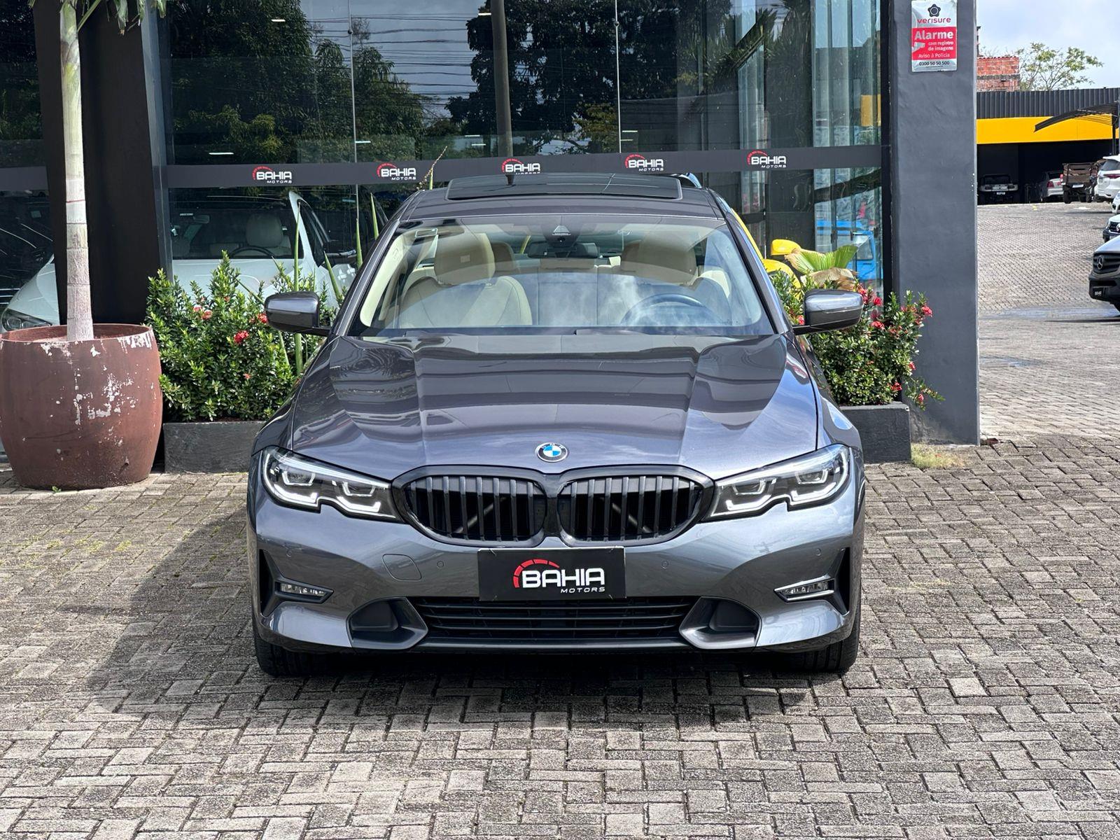 BMW 320i