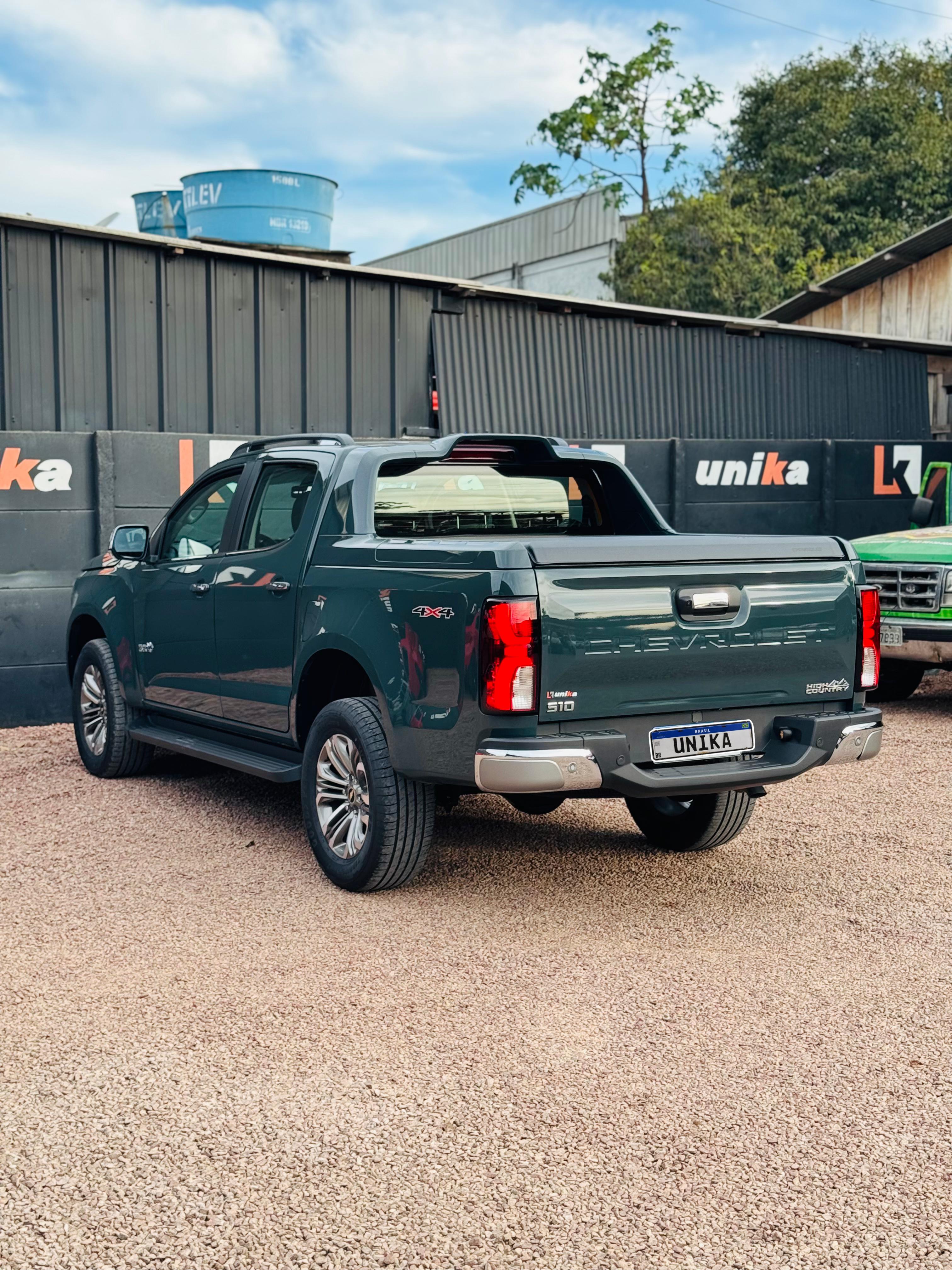 S10