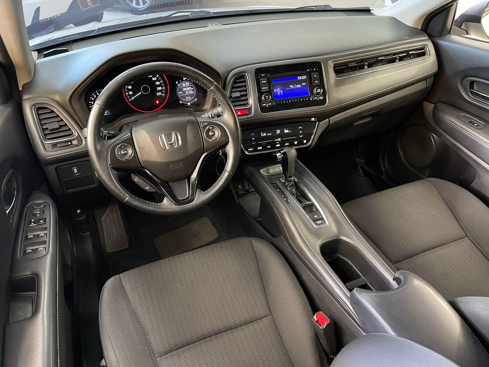 HR-V