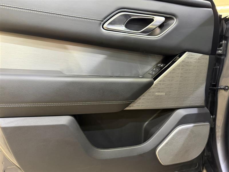 RANGE ROVER VELAR