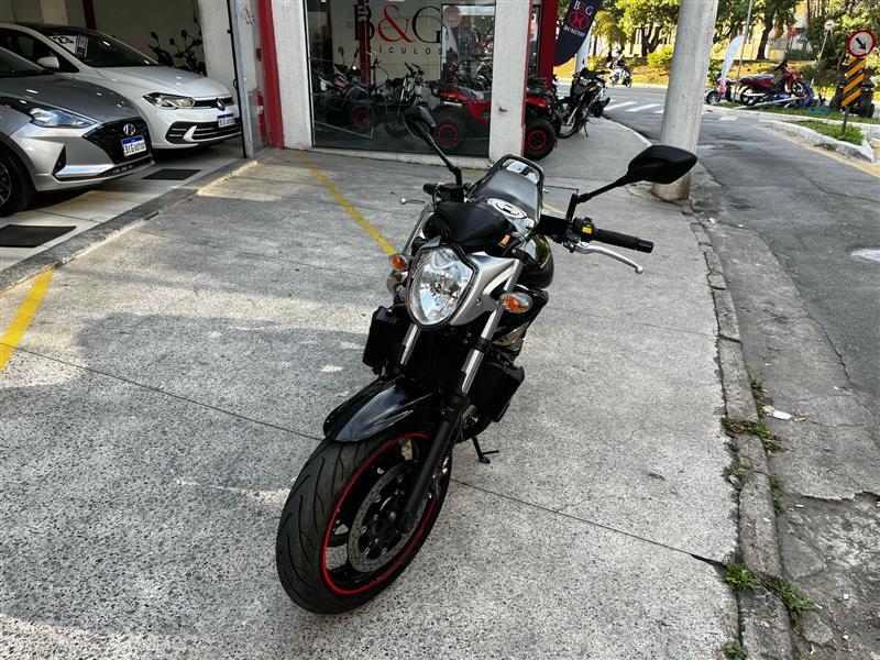 BANDIT 650N