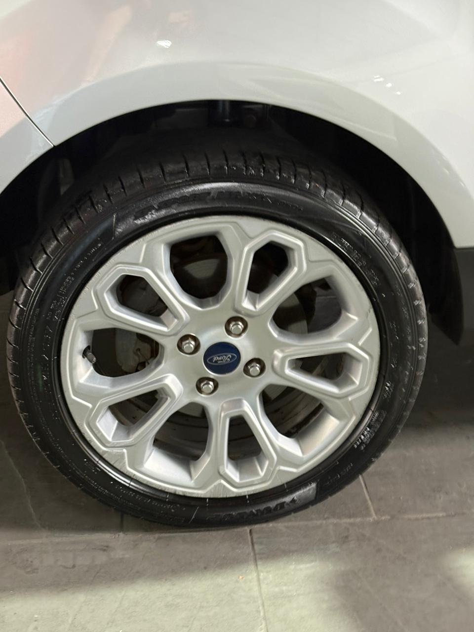 Plata Motors