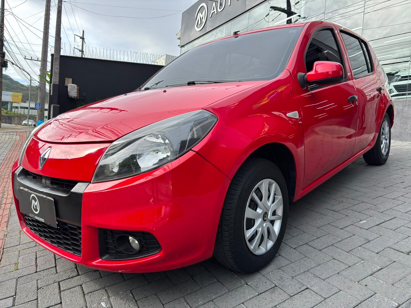 SANDERO