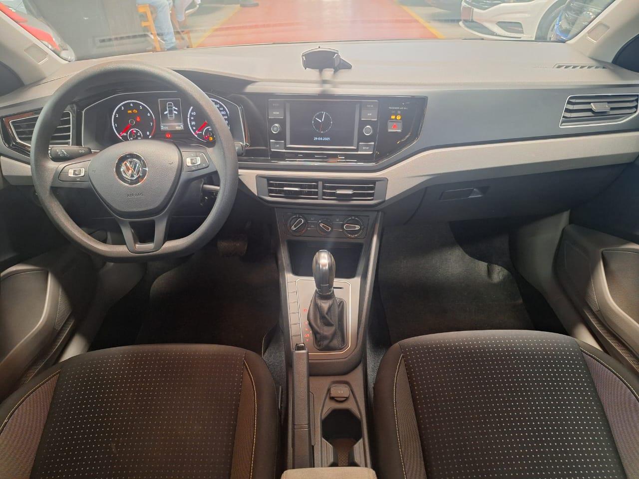 VOLKSWAGEN VIRTUS