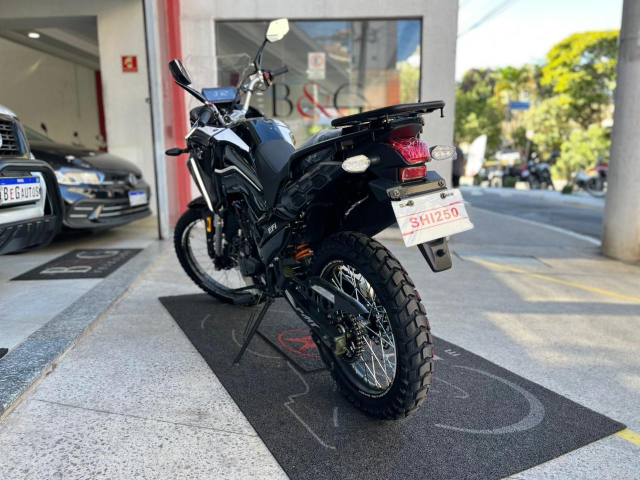 SHI 250
