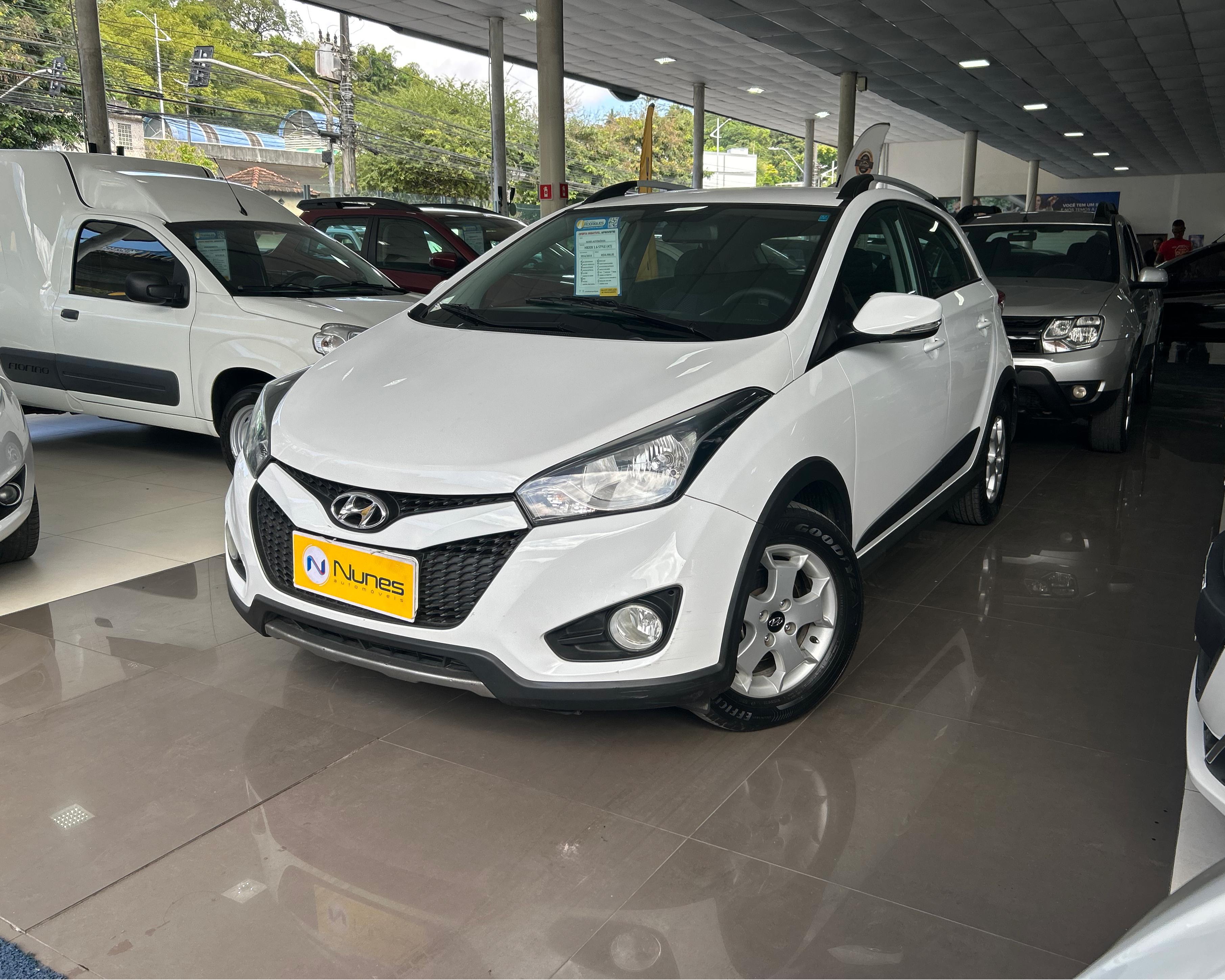 HYUNDAI HB20X