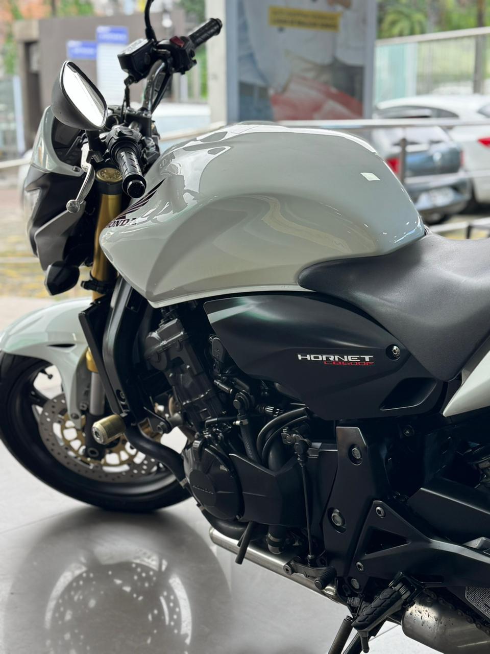 CB 600F HORNET