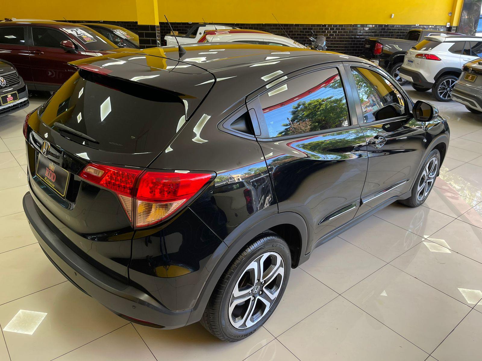 HR-V