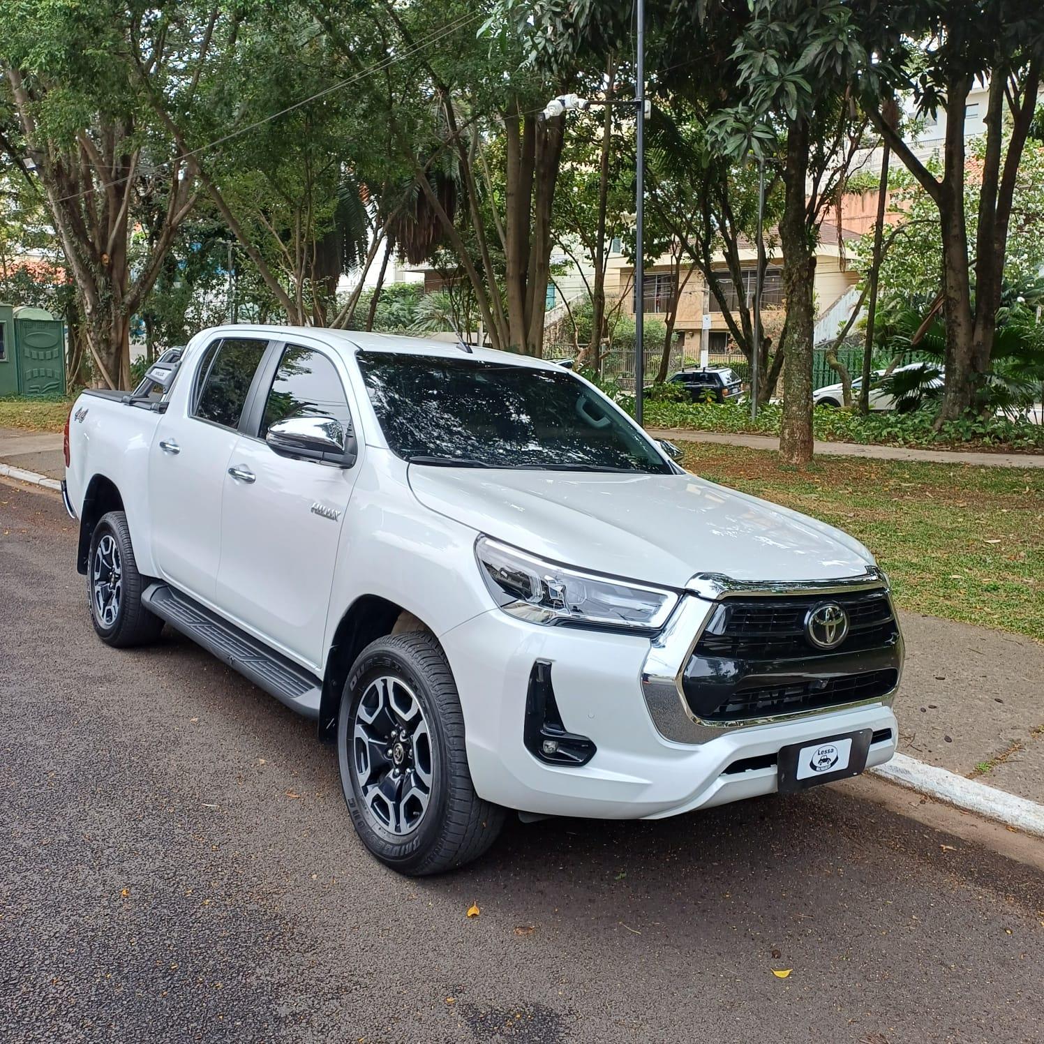 HILUX