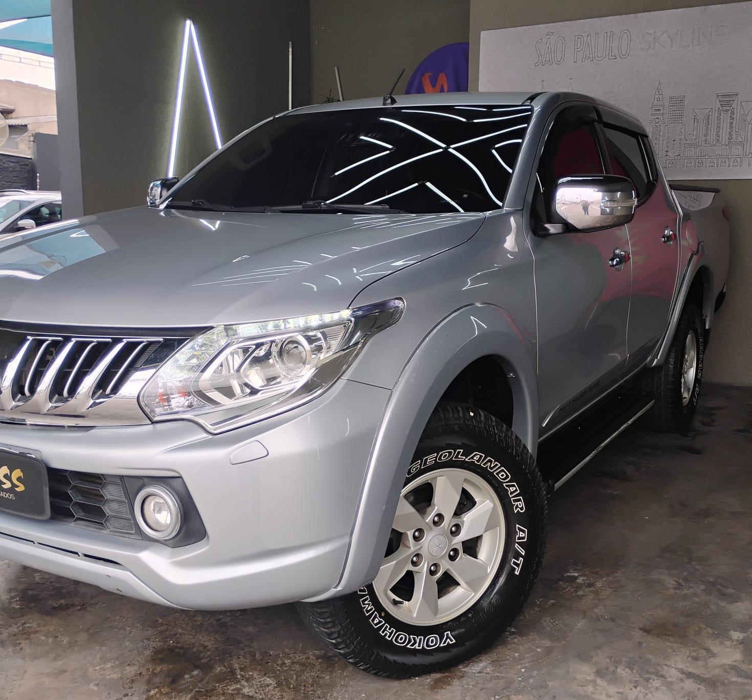 L200 TRITON