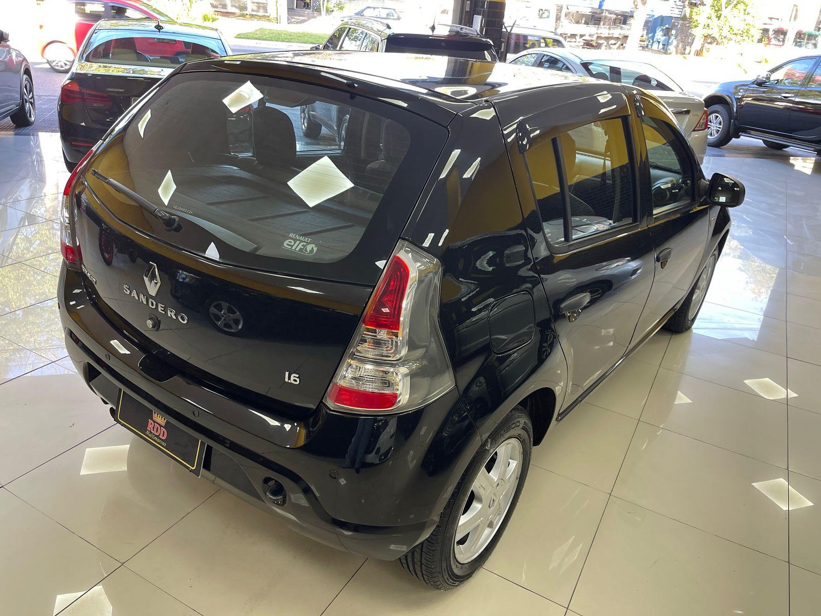 SANDERO