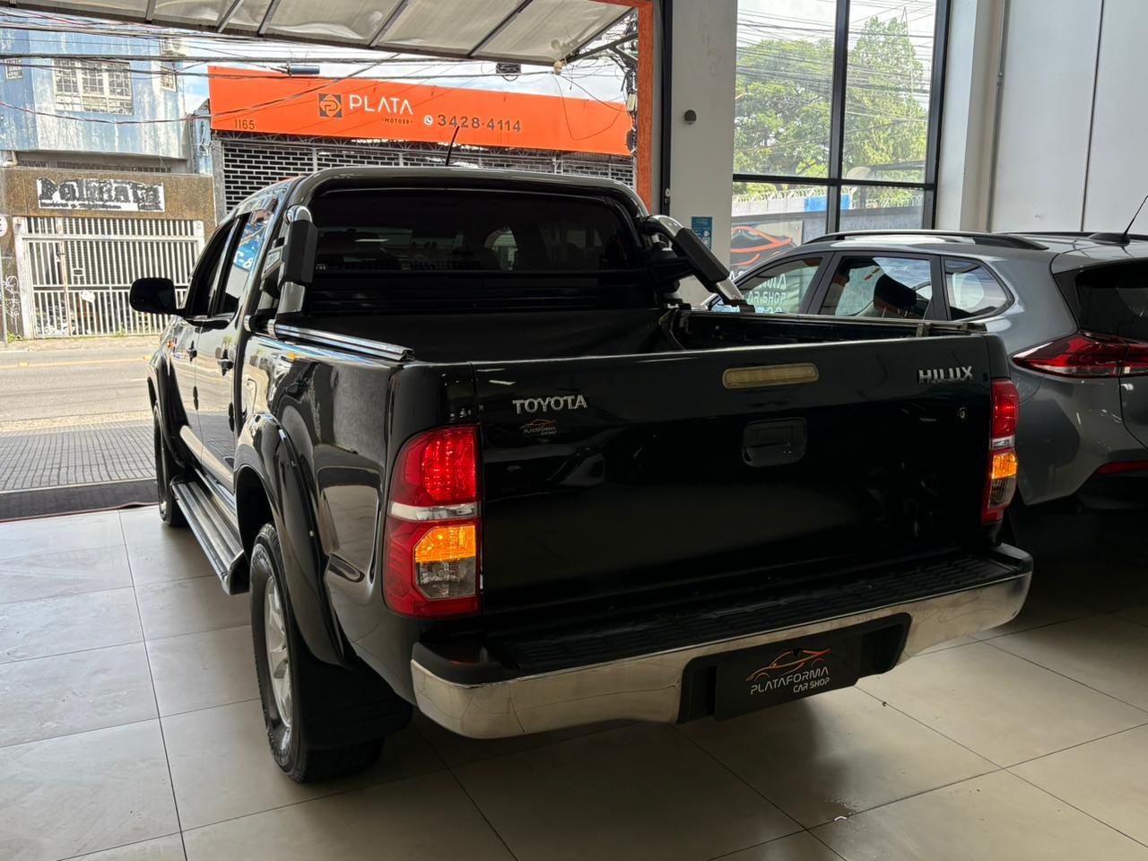HILUX