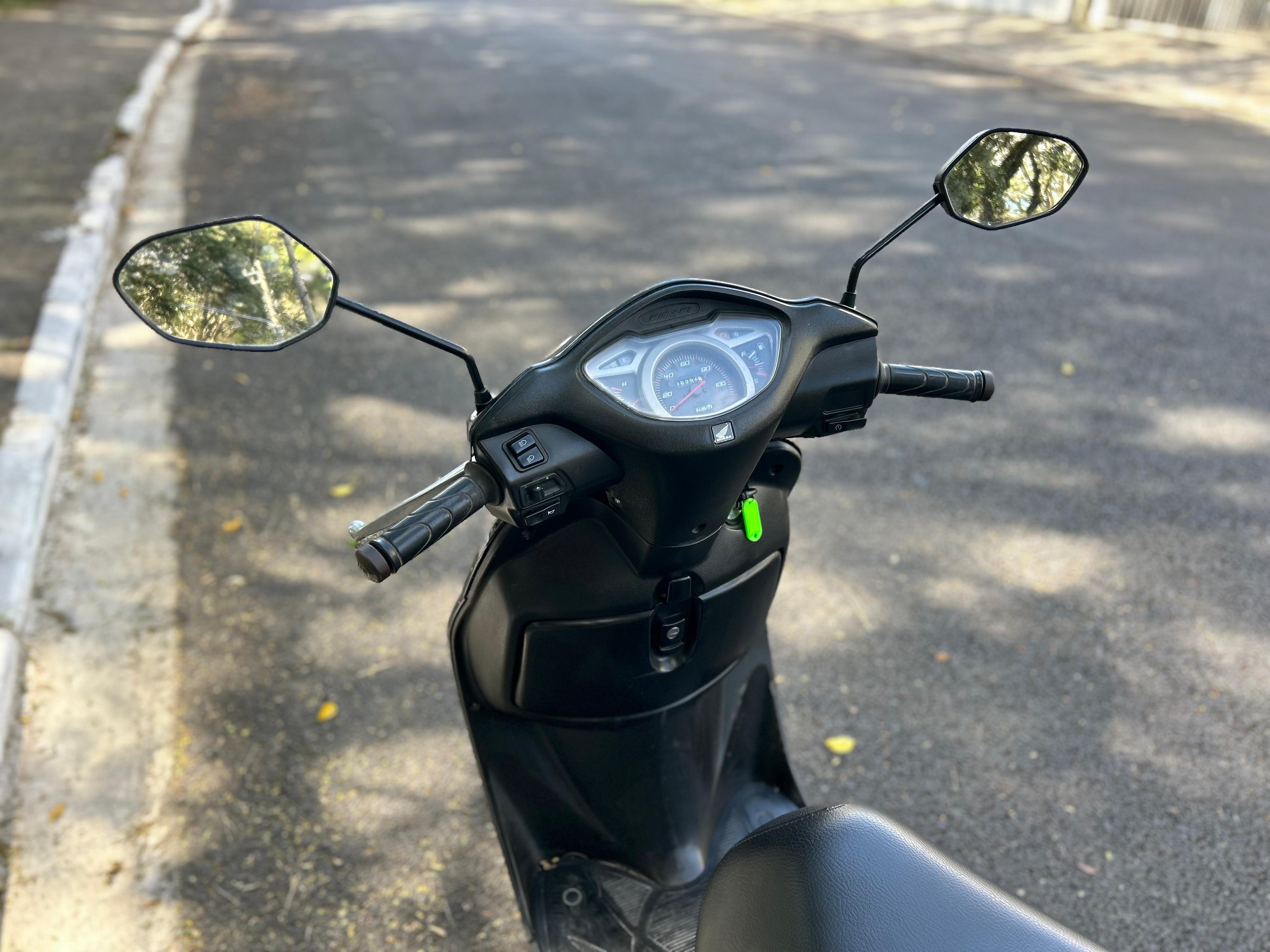 LEAD 110