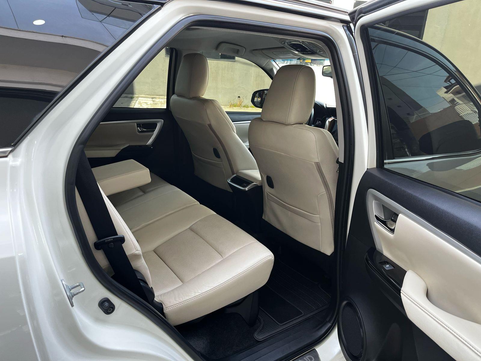 HILUX SW4