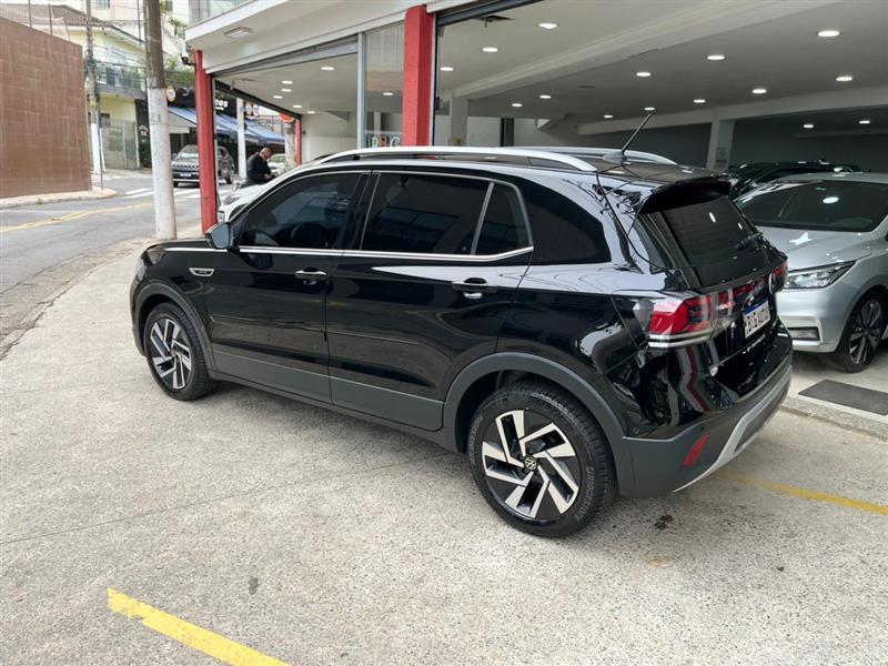 T-CROSS