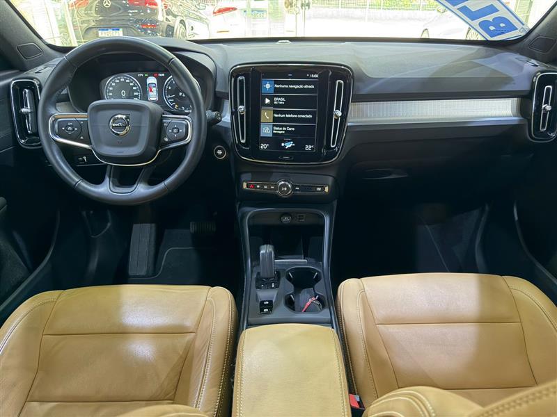 XC40