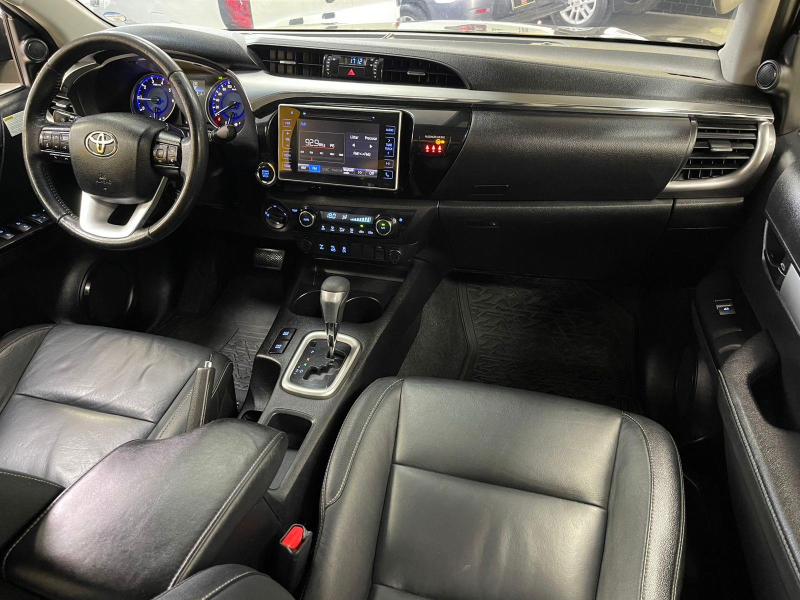 HILUX