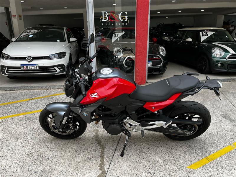 F 900 R SPORT