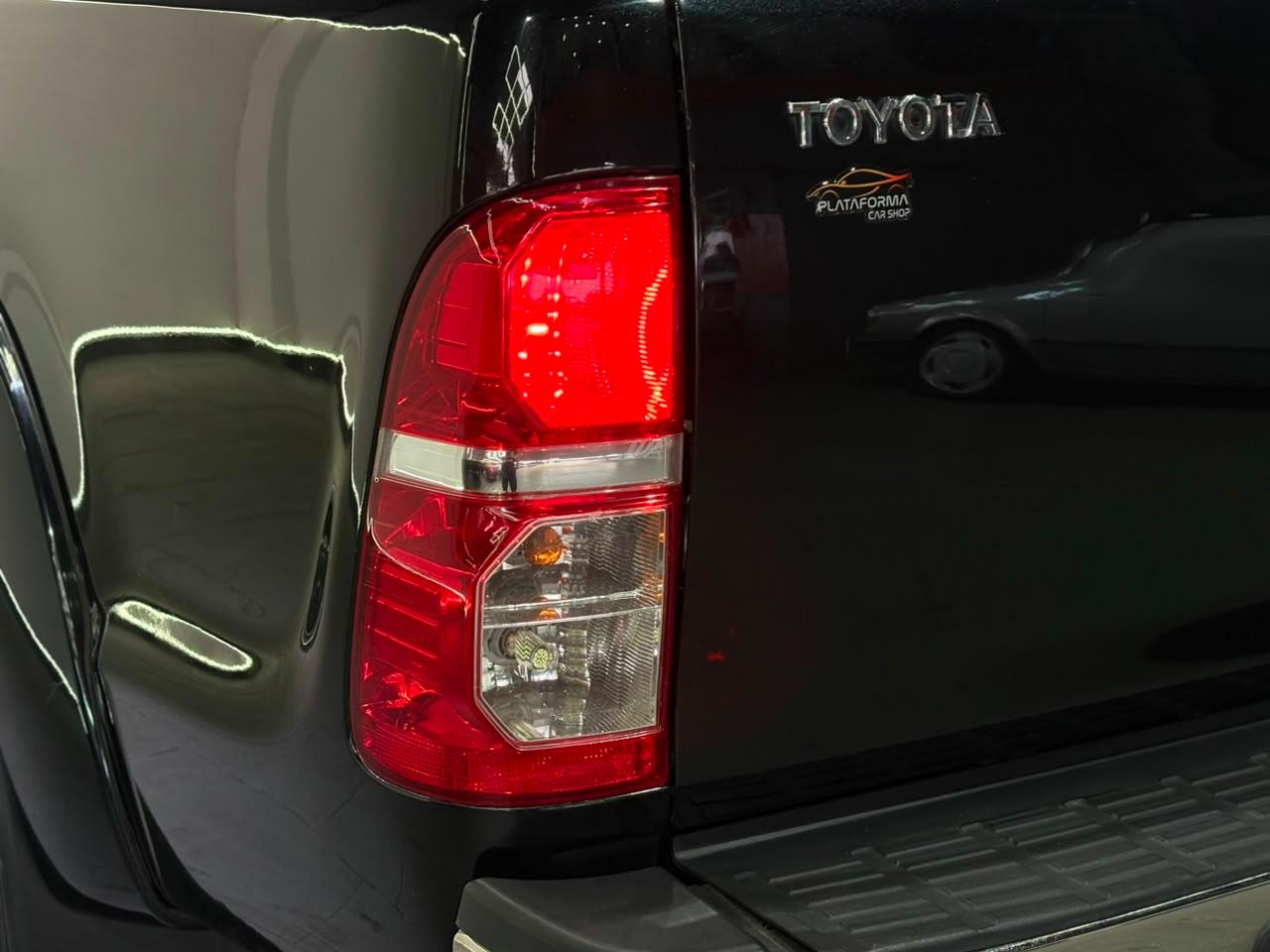 HILUX