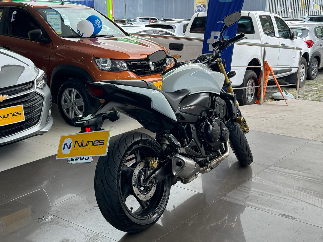 CB 600F HORNET