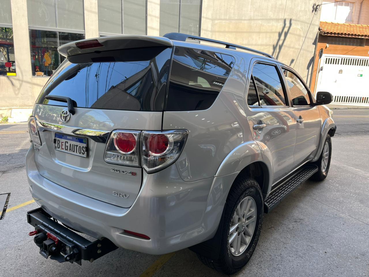 HILUX SW4