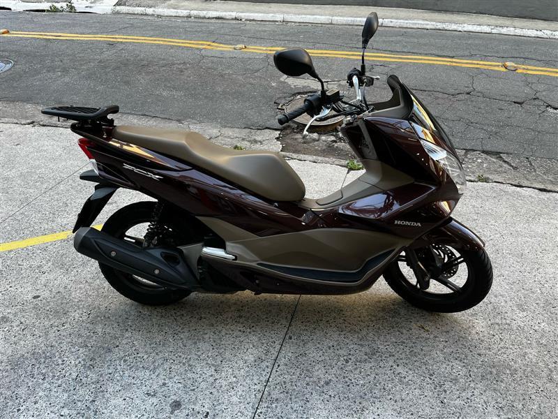 PCX DLX