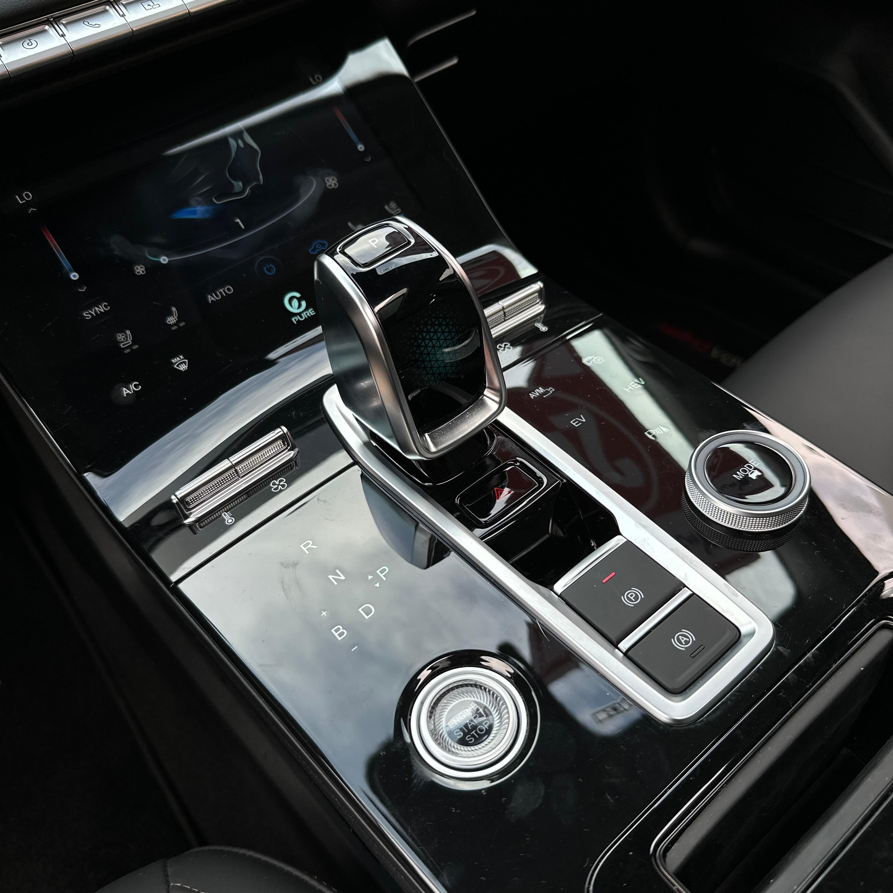 TIGGO 8 PRO