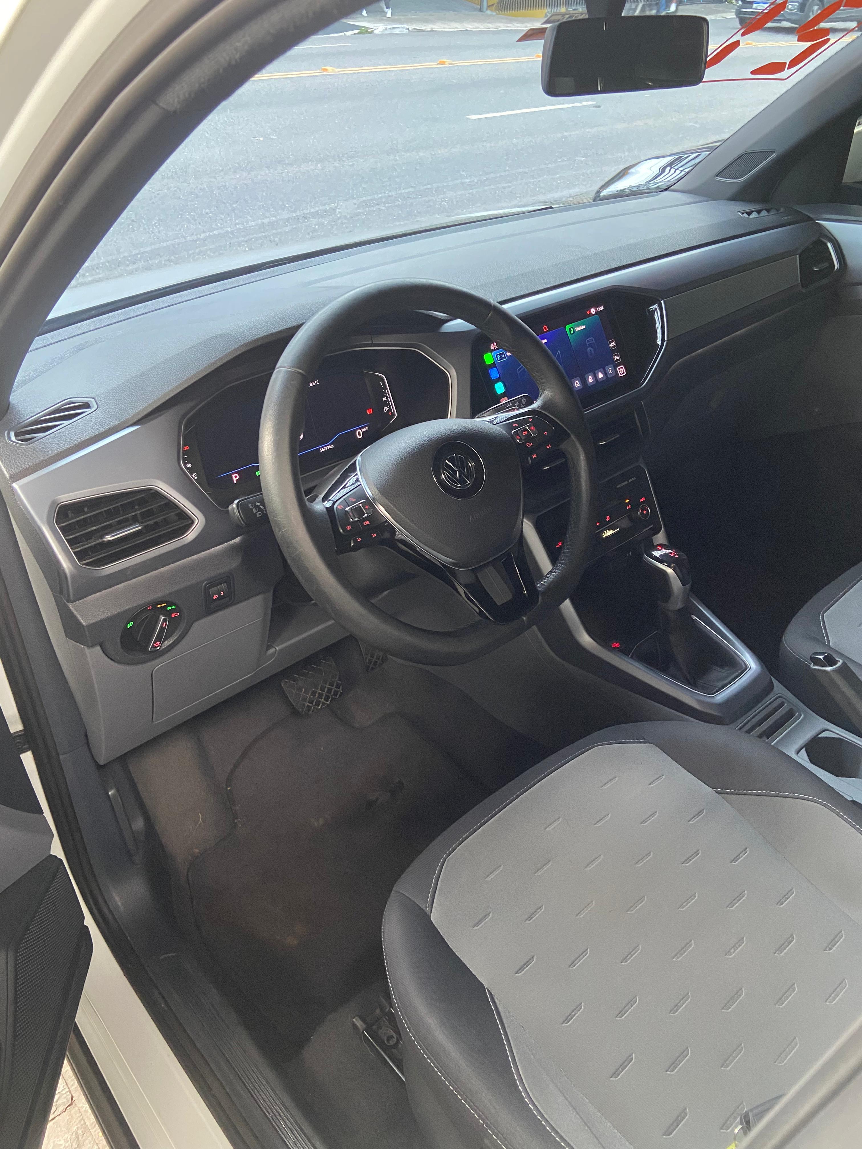 T-CROSS