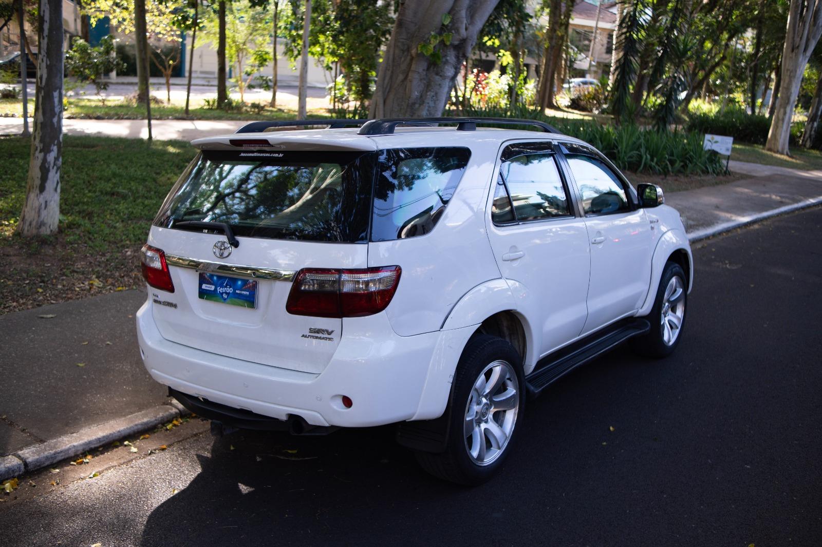HILUX SW4