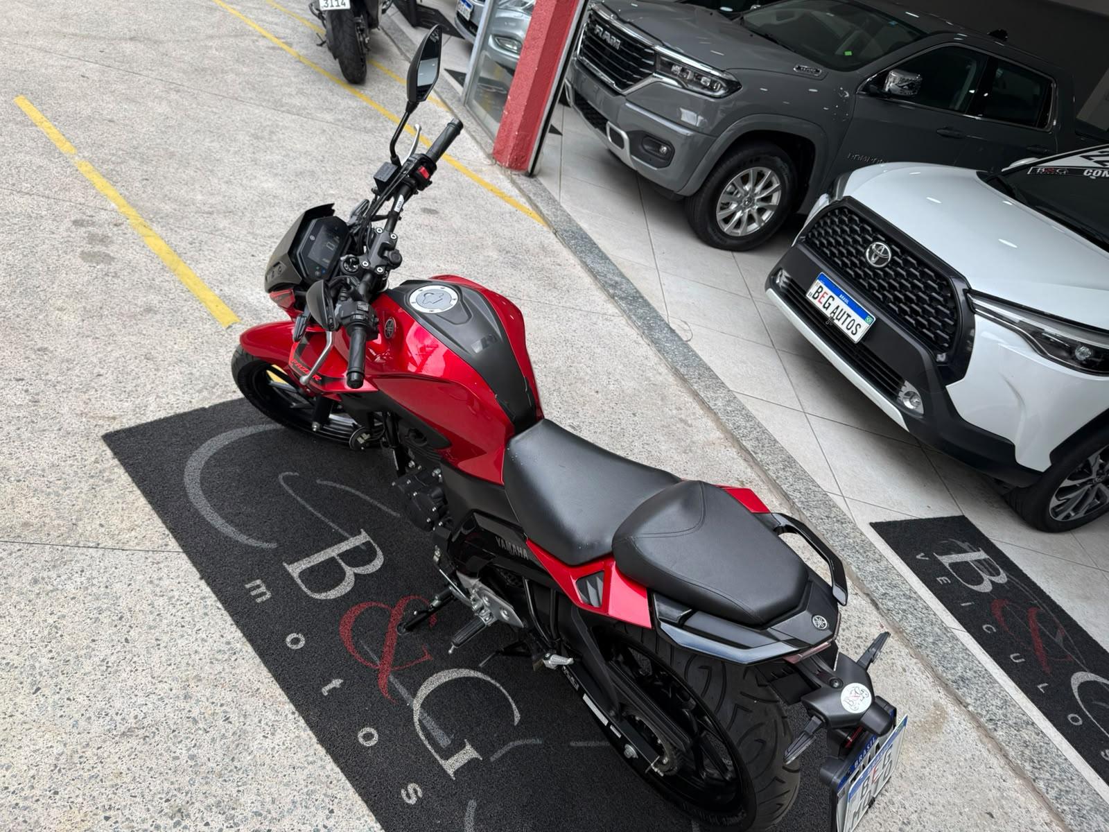FZ25 FAZER CONNECTED ABS
